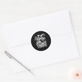 Romance dansen met heks ronde sticker (Envelop)