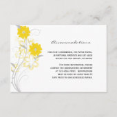 Romance in de vorm van een geel bruiloft informatiekaartje (Voorkant)