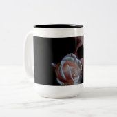 Romance - Roos van de schedel en de keel Tweekleurige Koffiemok (Voorkant links)