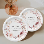Romance Waterverf Floral Wreath Wedding Papieren Bordje<br><div class="desc">Dit bord is voorzien van een waterverf bloem van dahlia,  tuinlijk roos,  pony's en papaver in geweerrood,  maroon,  wazig roze over de herfstbladeren. Voor meer geavanceerde aanpassing van dit ontwerp,  te klikken gelieve de BUTTON van het TOOL VAN HET ONTWERP BLAUW. Overeenkomende objecten zijn ook beschikbaar.</div>
