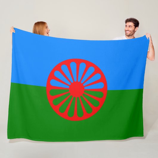 Romani Flag Fleece Deken (In situ)