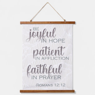 Romans 12:12 Wall Art, 26 x 36 inch verticaal, één Hangend Wandkleed