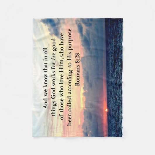 ROMANS 8:28 FAITH FLEECE DEKEN (Voorkant)