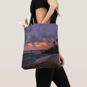 Romantic Beach at Dusk Tote Bag (Dichtbij)