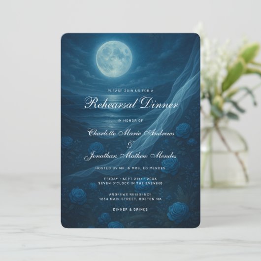 Romantic Blue Moonlit Beach Rehearsal Dinner Kaart (Staand voorkant)
