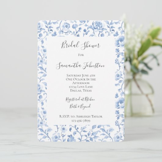 Romantic Blue White Floral Bridal Shower Kaart (Staand voorkant)