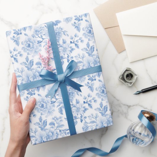 Romantic Blue White Flowers Bridal Shower Cadeaupapier (Geschenken)