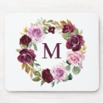 Romantic Boho Paarse Herfst Floral Wreatmonogram Muismat<br><div class="desc">Een elegante botanische mousepad. Het is voorzien van waterverf florale kreet van paarse en roze rozen en pinda's met eucalyptus en andere groene accenten. Personaliseer dit monogram mousepad door een monogram toe te voegen. Deze paarse florale mousepad is perfect als een gepersonaliseerd geschenk voor studenten.</div>