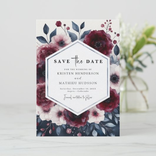 Romantic Burgundy Wedding Save The Date (Staand voorkant)