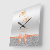 Romantic Coral Bow & Silver Glitter Wedding Vierkante Klok (Hoek)