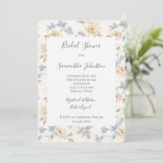 Romantic Cream Floral Blue Leaves Bridal Shower Kaart (Staand voorkant)
