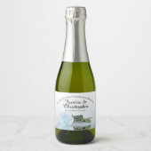 Romantic Dusty Blue Roos Weddenschap Sparkling Wijnetiket (Voorkant)