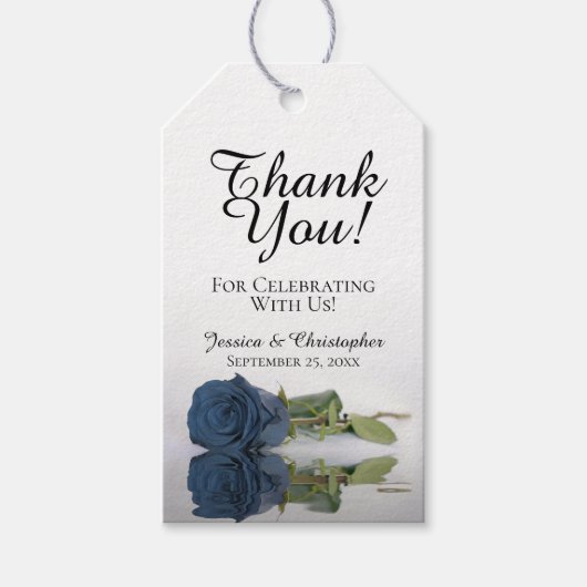 Romantic Dusty Steel Blue Roos Weddenschap Cadeaulabel (Voorkant)