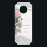 Romantic & Elegant White Pearls Pink Rose Room Deurhanger<br><div class="desc">Voeg een persoonlijk en uniek aangepast cadeautje label of deurhanger toe voor elke ruimte of kantoor. Romantic & Elegant White Pearls Pink Rose Personalized Room Deur. Pas aan met een naam, initialen, boodschap, citaat of iets wat u maar wilt. Verschillende personalisatie op voor en achter. Een van beide of beide...</div>