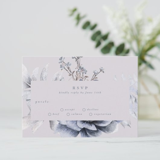 Romantic Elegant Winter Floral Wedding RSVP-kaart RSVP Kaartje (Staand voorkant)