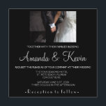 Romantic en Elegant Wedding Couple Holding Hands Kaart<br><div class="desc">Een romantische en elegante trouwuitnodiging met een foto van een paar dat handen vasthoudt. Het afbeelding richt zich op de koppels die in elkaar botsten in liefde,  terwijl ze hun fancy trouwkleding dragen. Ze ging in haar trouwjurk en hij in zijn tux. Pas je eigen gegevens aan.</div>