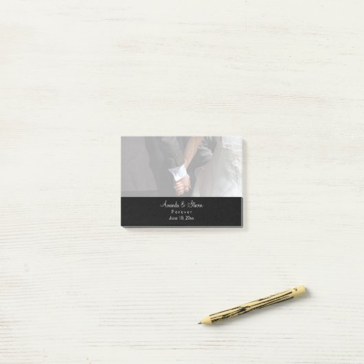 Romantic en Elegant Wedding Couple Holding Hands Post-it® Notes (Op bureau)