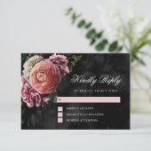 Romantic en Moody Pink Bouquet op Black RSVP Kaartje (Staand voorkant)