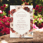 Romantic Fall Wedding Burnt Sinaasappel Floral Kaart<br><div class="desc">Chic and Modern Burnt Oranje and Burgundy Floral Roos Flowers Boho Bohemian Botanical Greenery Waterverf Autumn (Herfst),  Winter,  Spring of Summer Wedding Invitations - bevat prachtige en elegante scripttypografie voor de speciale viering van de dag van de bruiloft.</div>