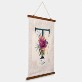 Romantic Floral Monogram Letter T Hangend Wandkleed (Gebogen)