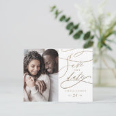 Romantic Gold Calligraphy Photo Save the Date Uitnodiging Briefkaart (Staand voorkant)