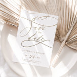 Romantic Gold Calligraphy Save The Date<br><div class="desc">Deze romantische goudkalligrafie is de date card voor een eenvoudige bruiloft. Het moderne klassieke ontwerp is voorzien van fancy draden en grillen met prachtige elegante handgeschreven faux champagne Gold folie-typografie.</div>
