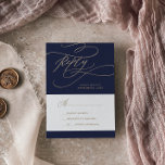 Romantic Gold en Navy Calligraphy Simple RSVP Kaartje<br><div class="desc">Deze romantische goudkalligrafie en een eenvoudige RSVP-kaart is perfect voor een eenvoudige bruiloft. Het moderne klassieke ontwerp is voorzien van fancy zwellingen en grillen met een prachtige elegante handgeschreven faux champagne Gold faux typografie. Opmerking: dit ontwerp is niet voorzien van echte gouden folie. Het is een afbeelding van hoge kwaliteit...</div>