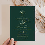 Romantic Gold Foil | Emerald Monogram Weddenschap Folie Uitnodiging<br><div class="desc">Deze romantische goudfolie is de uitnodigen voor een monogram bruiloft perfect voor een eenvoudige bruiloft. Het moderne klassieke ontwerp is voorzien van fancy zwanen en grillen met prachtige elegante,  met de hand geschreven gouden folie met briefjes en een gevlekte groene achtergrond.</div>