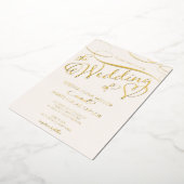 Romantic Gold Foil Flourish Calligraphy Wedding Folie Uitnodiging (Gedraaid)