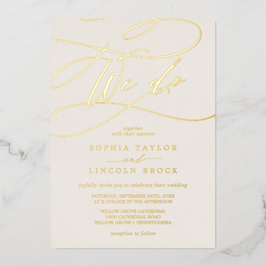 Romantic Gold Foil | Ivory Flourish we Weddenschap Folie Uitnodiging (Voorkant)
