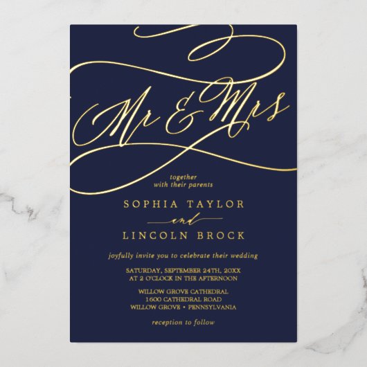 Romantic Gold Foil | Navy Blue Mr. & Mrs Wedding Folie Uitnodiging (Voorkant)