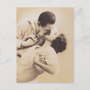 Romantic Love Couple Kissing vintage illustration Briefkaart