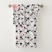 Romantic Love Gift Bath Towel Pink Black Hearts Bad Handdoek (Insitu)