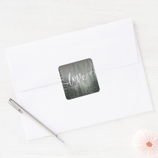 Romantic Misty Forest Thmed Script Love Weddenscha Vierkante Sticker (Envelop)
