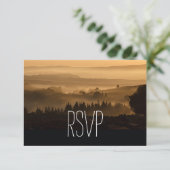 Romantic Misty Mountains Rustic Wedding RSVP-kaart RSVP Kaartje (Staand voorkant)