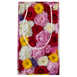 Romantic Mixed Floral Bouquet Pattern with Roses Klein Cadeauzakje