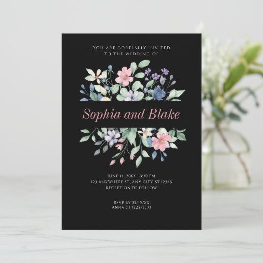 Romantic Modern Wildflower Black Wedding Kaart (Staand voorkant)