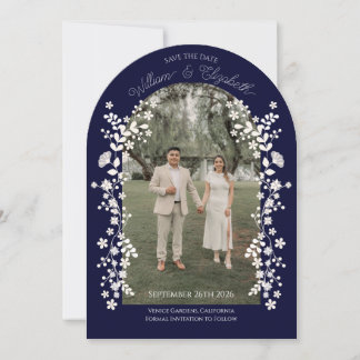 Romantic Navy Blue Floral Arch Save the Date Kaart