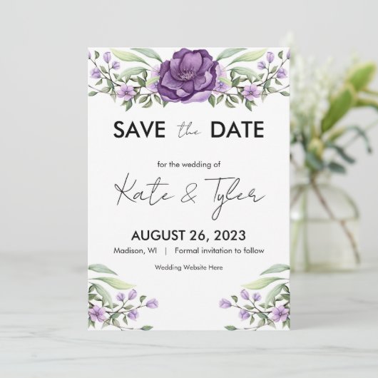 Romantic Paarse Floral en Greenery sparen de datum Kaart (Staand voorkant)