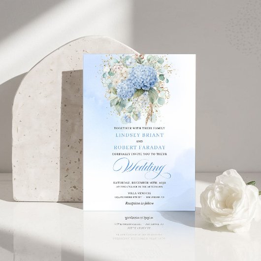 Romantic Pale Blue Hydrangea Floral Wedding Invite Kaart