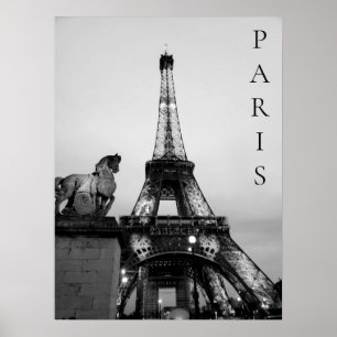 Romantic Parijs laat de Eiffeltoren zwart-wit omho Poster