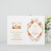 Romantic Pink and Coral Rozen Wedding Programs (Staand voorkant)