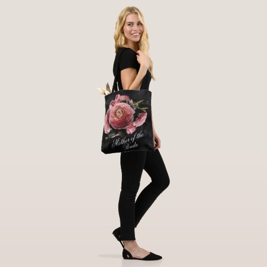 Romantic Pink Floral Bouquet Moeder van de Bride Tote Bag (Op model)