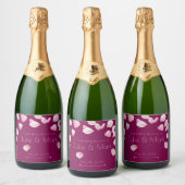 Romantic Pink Petals Custom Champagne Label Sparkling Wijnetiket (Flessen)