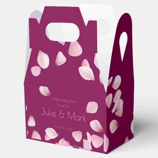 Romantic Pink Petals Wedding Gable Bedankdoosjes (Geopend)