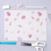 Romantic Pink Rose Petals Floral Bridal Shower Tissuepapier (Craft)