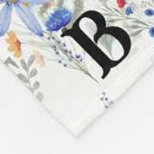 Romantic purple botanical wallpaper fleece deken (Hoek)