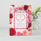 Romantic Red Rose Heart Border Wedding Invitation Kaart (Staand voorkant)