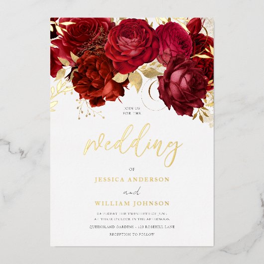 Romantic Red Roses Gold Foil Wedding Folie Uitnodiging (Voorkant)