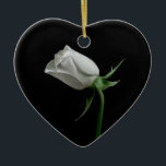 Romantic Roos Ornament<br><div class="desc">Mooie witte romantische roos versiering. Voeg uw speciale datum of een favoriete prijsopgave toe... .</div>